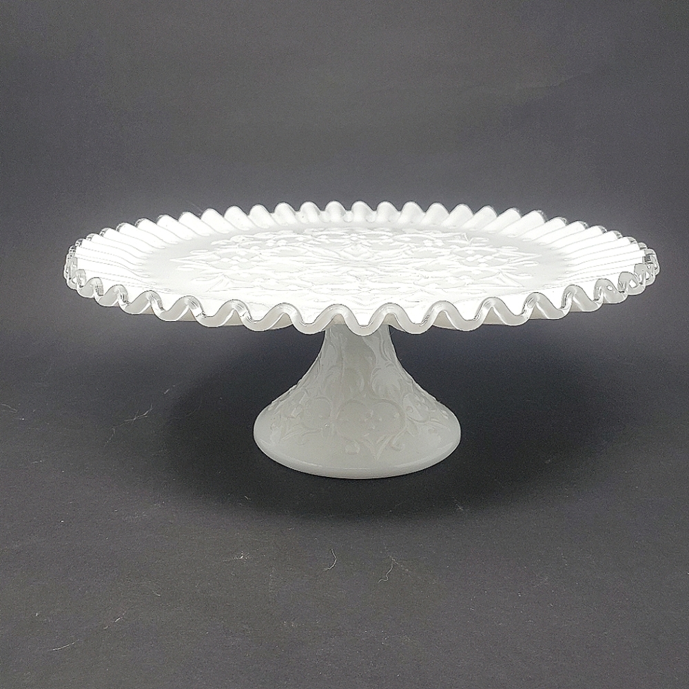 VTG Fenton Spanish Lace Silvercrest Milk Glass Cake Stand